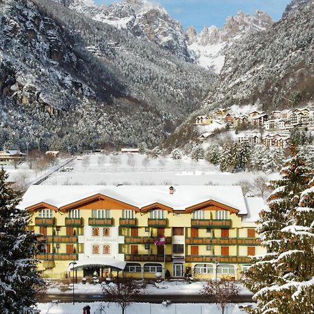 Alledolomiti Boutique Lake Hotel - Adults Friendly モルヴェーノ エクステリア 写真