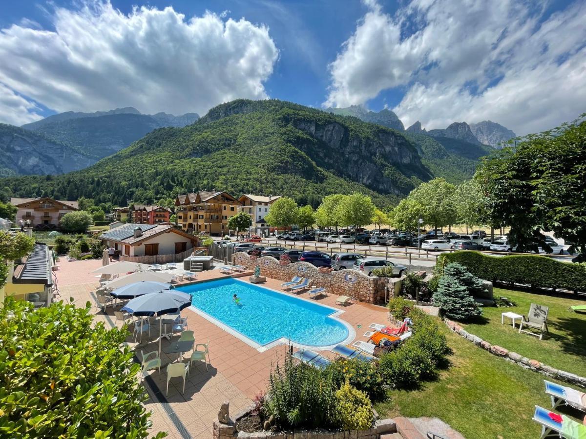 Alledolomiti Boutique Lake Hotel - Adults Friendly モルヴェーノ エクステリア 写真