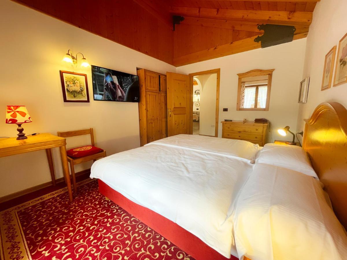Alledolomiti Boutique Lake Hotel - Adults Friendly モルヴェーノ エクステリア 写真