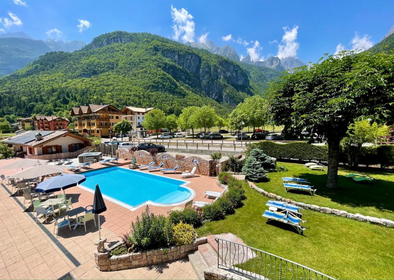 Alledolomiti Boutique Lake Hotel - Adults Friendly モルヴェーノ エクステリア 写真