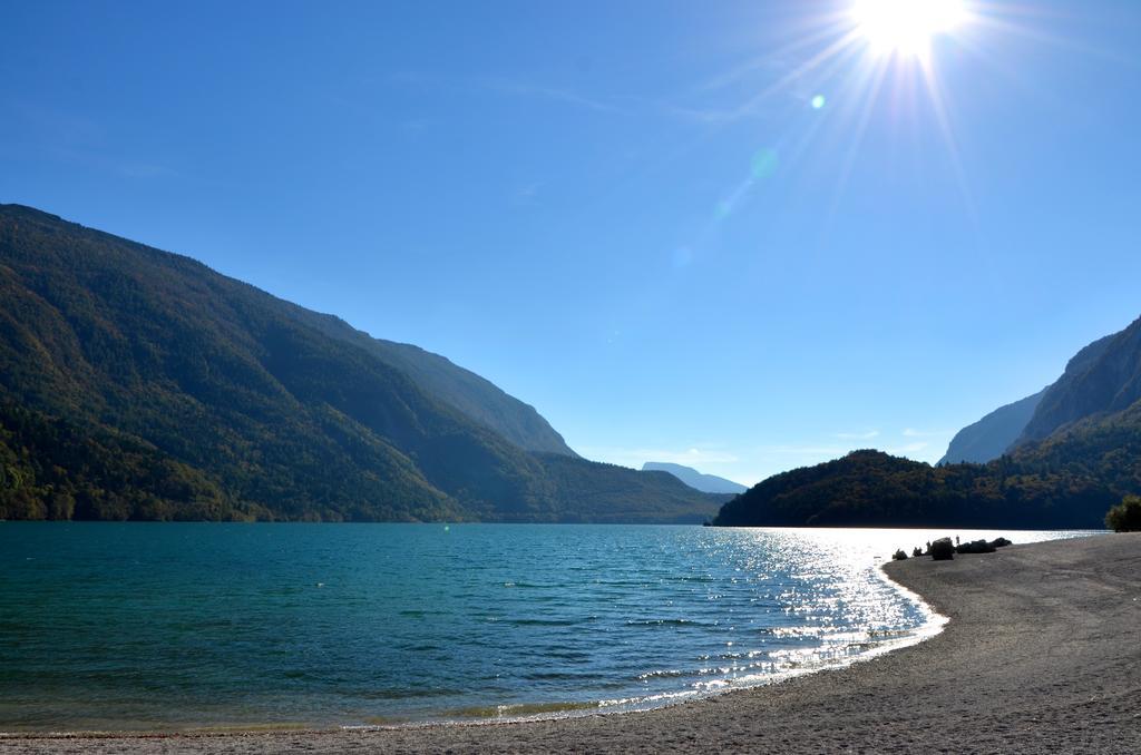 Alledolomiti Boutique Lake Hotel - Adults Friendly モルヴェーノ エクステリア 写真