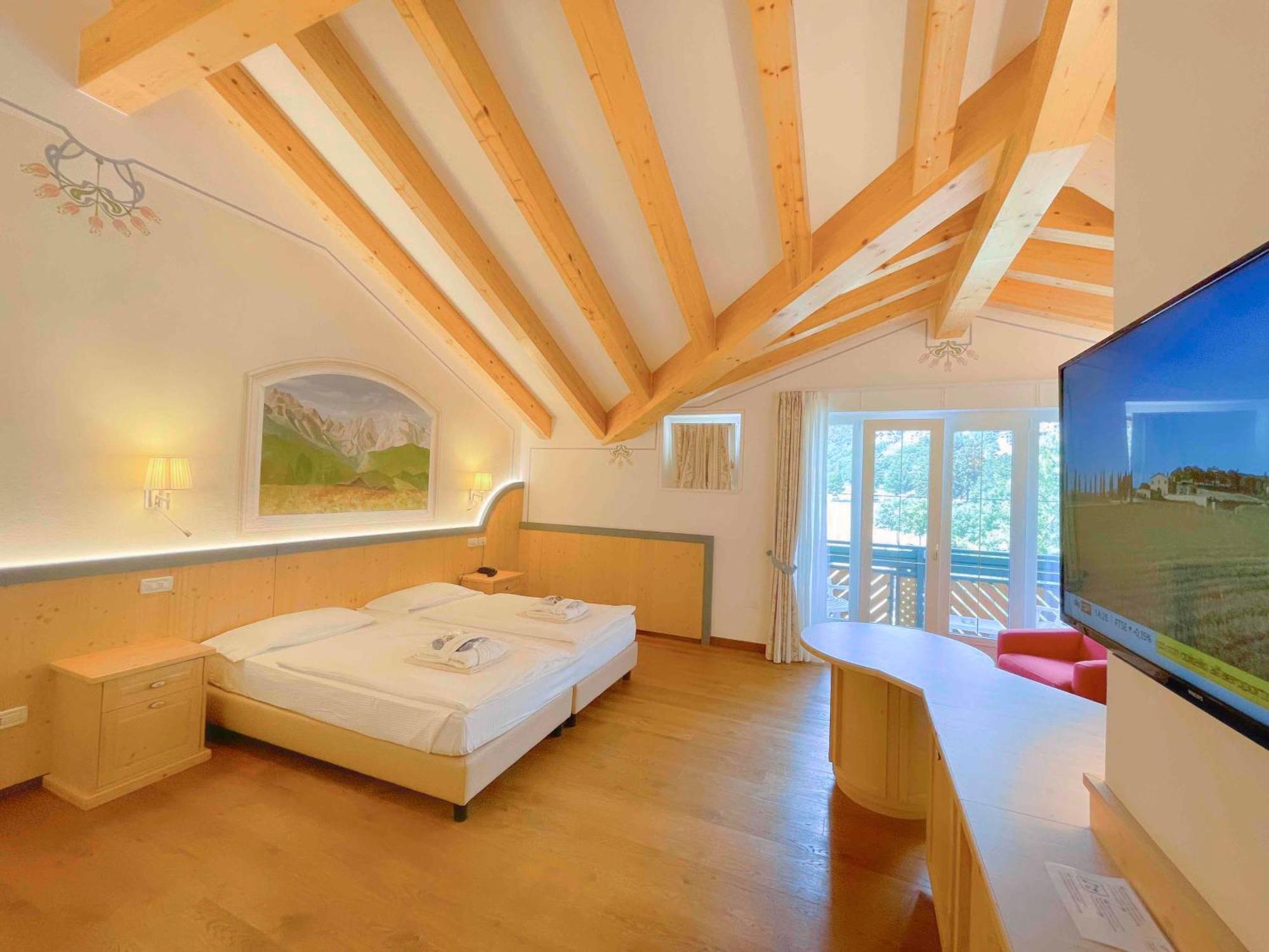 Alledolomiti Boutique Lake Hotel - Adults Friendly モルヴェーノ エクステリア 写真