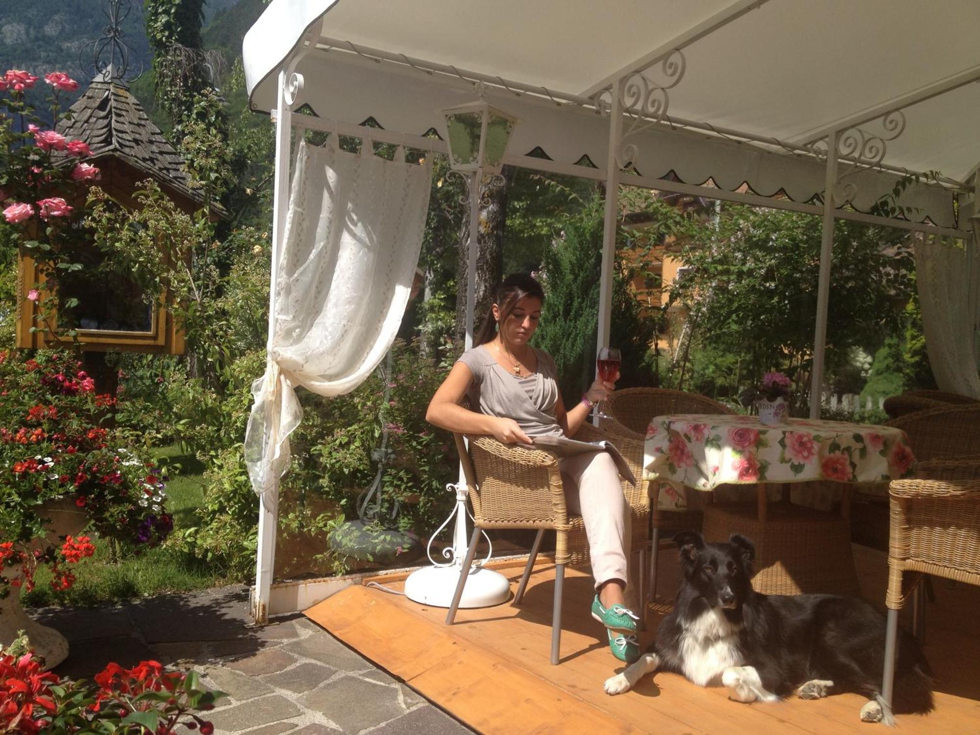 Alledolomiti Boutique Lake Hotel - Adults Friendly モルヴェーノ エクステリア 写真