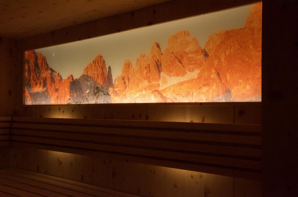 Alledolomiti Boutique Lake Hotel - Adults Friendly モルヴェーノ エクステリア 写真